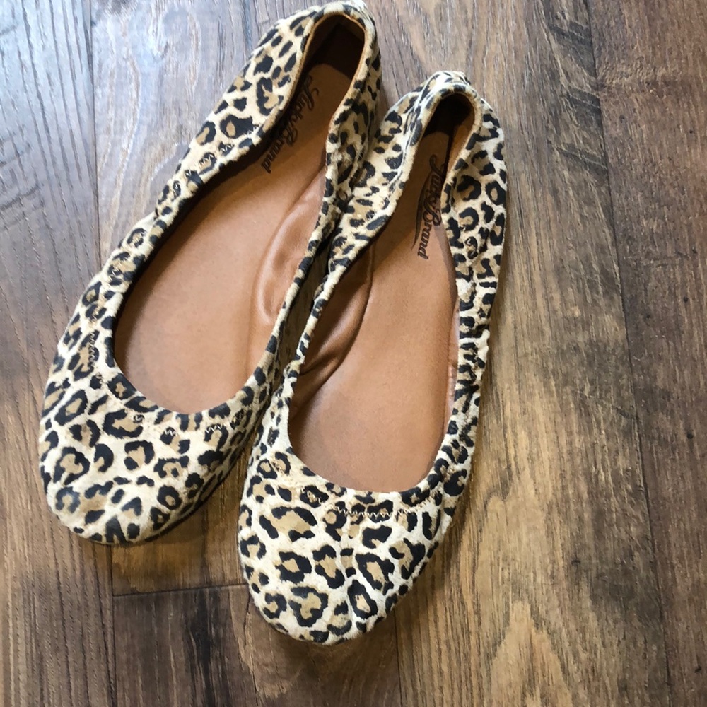 Leopard Print Flats